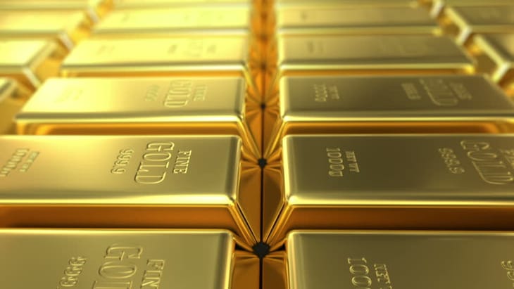 എക്കാലത്തേയും ഉയർന്ന നിലയിൽ നിന്നും സ്വർണ വില ഇടിഞ്ഞത് എന്ത് കൊണ്ട്? കാരണം അറിയാം